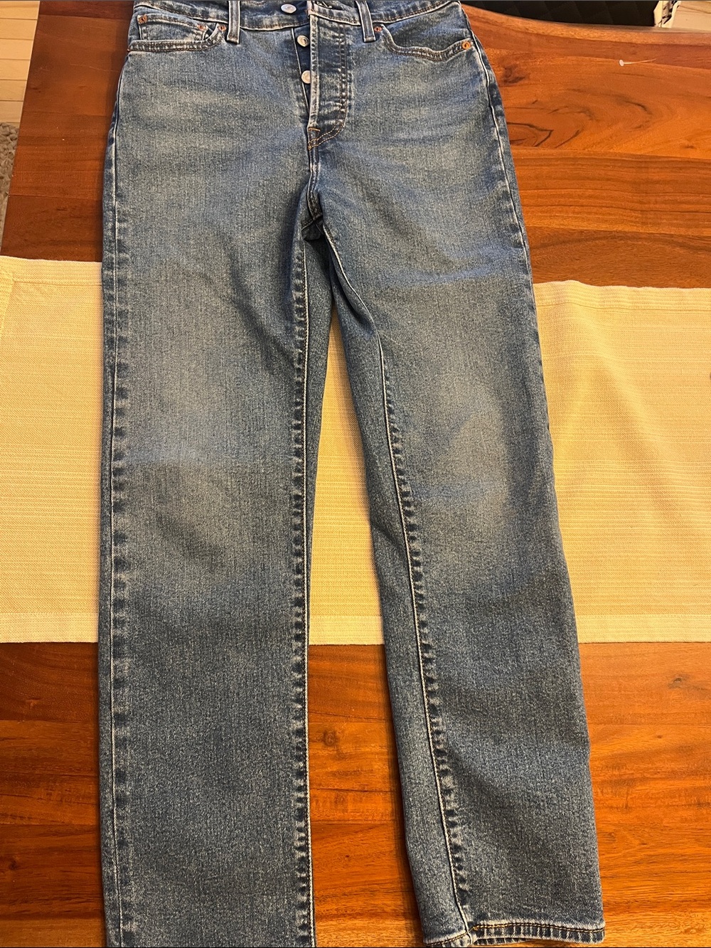 Levi’s wedgie Straight Leg Jeans - Light Blue